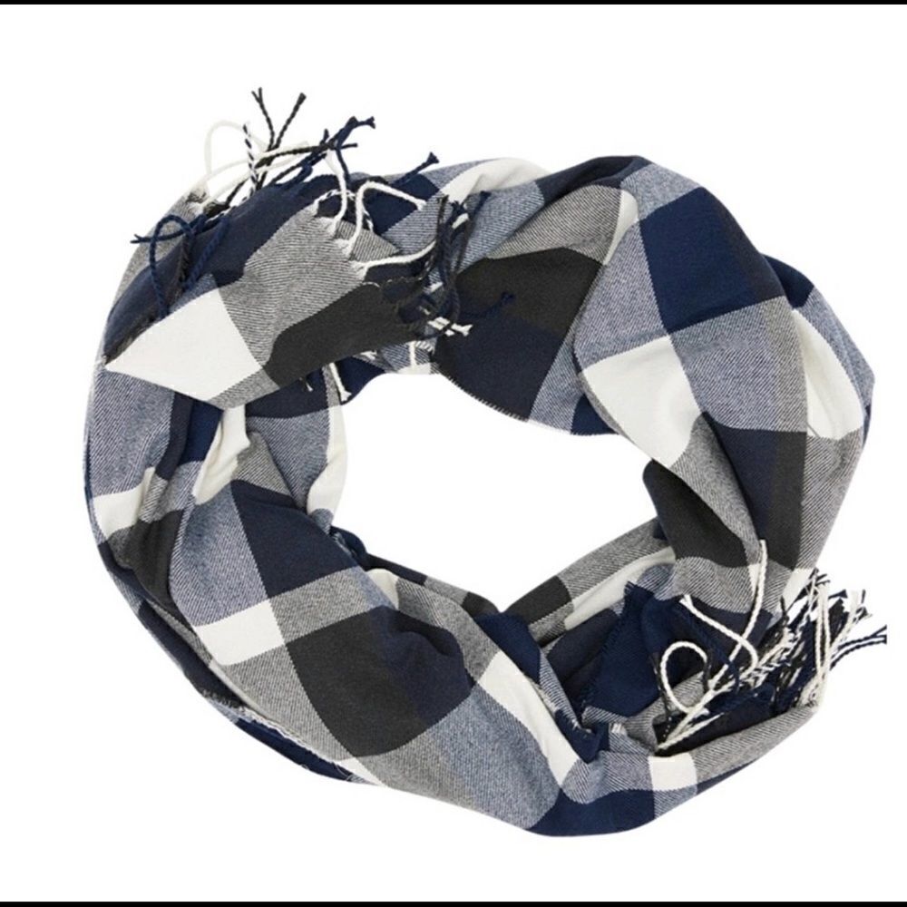 PLUSH plaid, navy, black & white blanket scarf • NWT